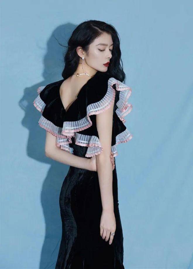 3 tuyệt chiêu mặc đồ giấu bụng cực đỉnh, chị em diện vào lập tức như giảm đi 5kg dù diện đồ mỏng hay dày - 3