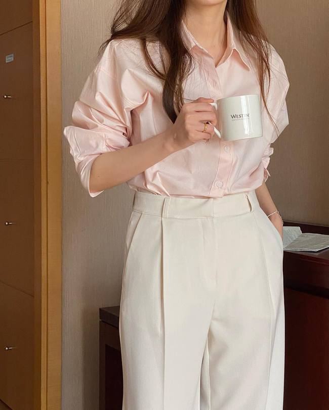 Chị em công sở muốn mặc đẹp mà vẫn thanh lịch, chỉ cần nắm 5 công thức amp;#34;chuẩn bàiamp;#34; này là đủ! - 11