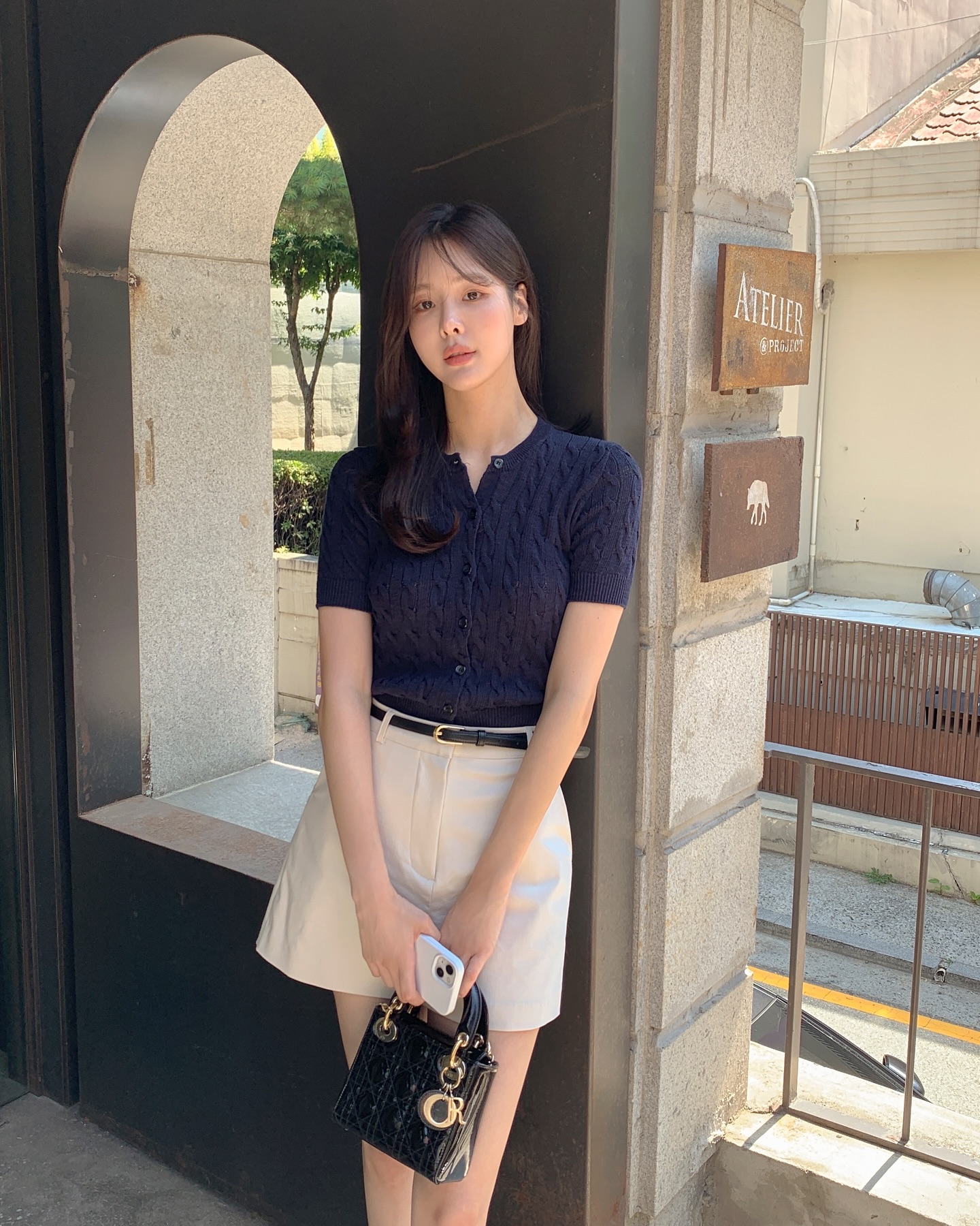 Chị em công sở muốn mặc đẹp mà vẫn thanh lịch, chỉ cần nắm 5 công thức amp;#34;chuẩn bàiamp;#34; này là đủ! - 6