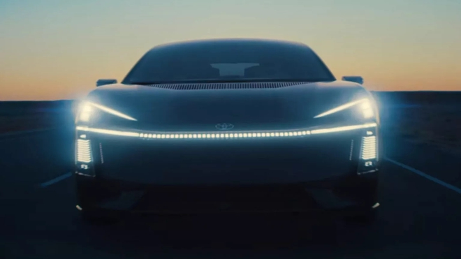 Toyota Corolla đời mới có nhiều hình ảnh hé lộ đầu tiên: Thiết kế lột xác hoàn toàn, LED ‘xịn sò’ kiểu Audi, phả ‘hơi nóng’ lên Civic, Mazda3- Ảnh 2. Toyota Corolla đời mới có nhiều hình ảnh hé lộ đầu tiên: Thiết kế lột xác hoàn toàn, LED ‘xịn sò’ kiểu Audi, phả ‘hơi nóng’ lên Civic, Mazda3- Ảnh 2.