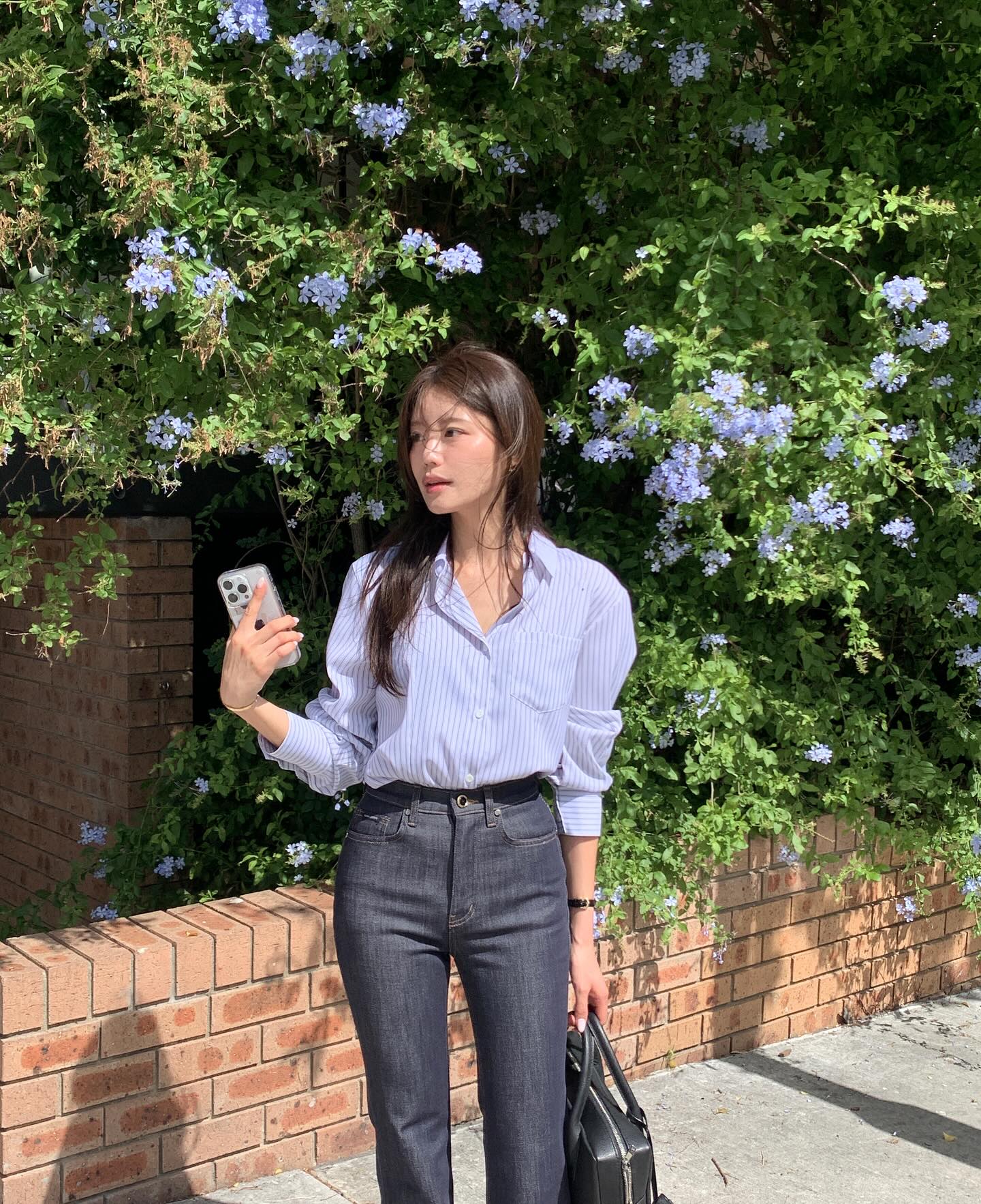 Chị em công sở muốn mặc đẹp mỗi ngày, nhất định phải có đủ 5 kiểu sơ mi amp;#34;thần thánhamp;#34; này trong tủ đồ - 5