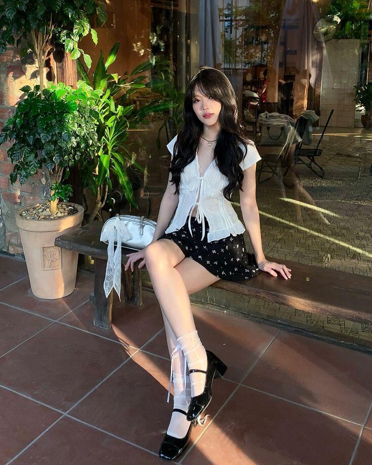 5 kiểu giày cứ mang vào là cao hẳn vài centimet, diện outfit nào cũng xịn mịn amp;#34;hack dángamp;#34; hơn bội phần - 15