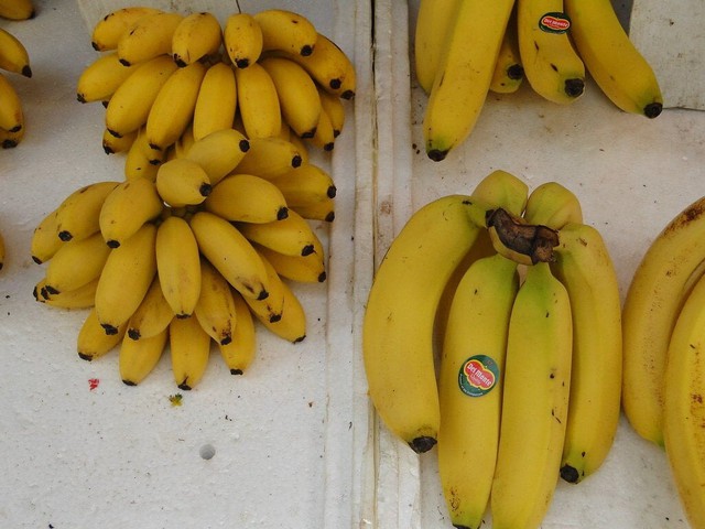 Trong phong thủy, việc đặt chuối trên bàn thờ có mục đích thu hút tiền tài, vận may trong cuộc sống.