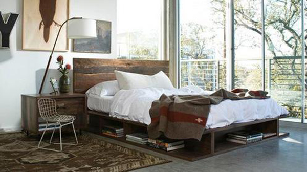 Theo phong thủy, giường là nơi tụ khí, ảnh hưởng nhiều đến sức khỏe, tài lộc của cá nhân và gia đình, do đó không nên đặt những vật linh tinh.