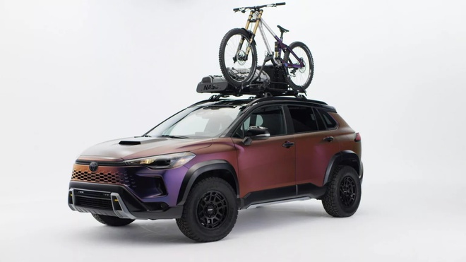 Toyota Corolla Cross bất ngờ thêm bản offroad: Gầm cao, lốp khủng, cốp thiết kế cực lạ, nhưng có chi tiết làm cho đẹp chứ không mấy tác dụng- Ảnh 3.
