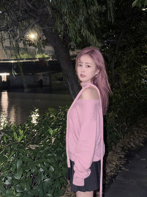 Muốn tóc nhuộm hồng amp;#34;lên màuamp;#34; đẹp như Bạch Lộc, tín đồ nhan sắc nên tham khảo cách này - 2