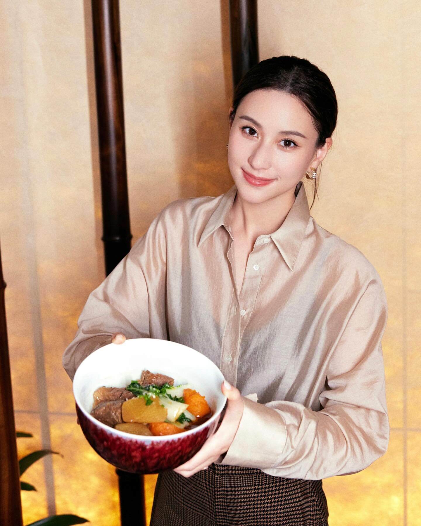 4 nét đẹp của Hà Siêu Liên là tướng amp;#34;giàu bẩm sinhamp;#34;: Bảo sao cả đời sống trong nhung lụa, phú quý là điều định sẵn - 12