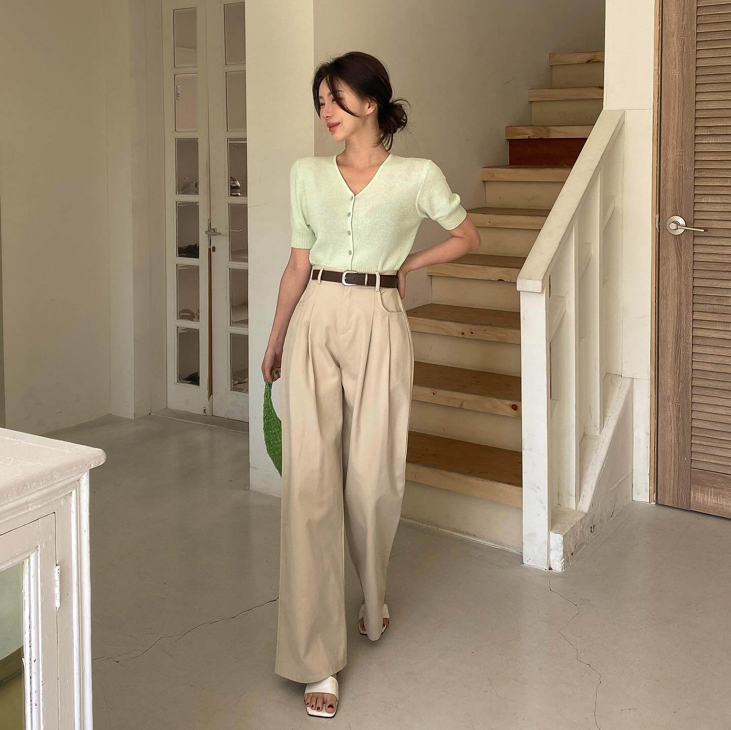 Dân công sở thích mặc quần âu phải nắm đúng 4 nguyên tắc này, kẻo mất điểm thanh lịch lúc nào không hay - 7