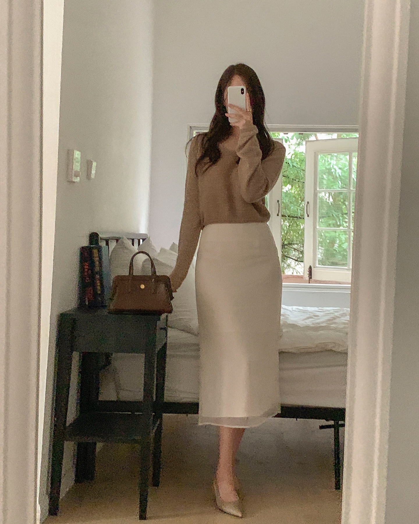 Muốn thanh lịch suốt mùa đông? 5 món đồ này chính là đầu tư thông minh nhất của hội chị em mỗi khi đi làm - 18