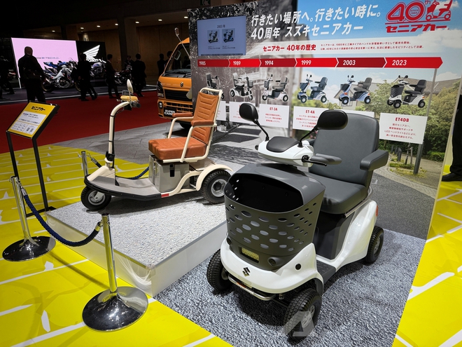 Suzuki tung dàn xe cực độc: Ô tô điện nhỏ hơn Jimny, Fronx chịu được 'rượu liều cao', xe leo cầu thang, xe máy như 'Chaly cúc cu bản điện'- Ảnh 14. Suzuki tung dàn xe cực độc: Ô tô điện nhỏ hơn Jimny, Fronx chịu được 'rượu liều cao', xe leo cầu thang, xe máy như 'Chaly cúc cu bản điện'- Ảnh 14.