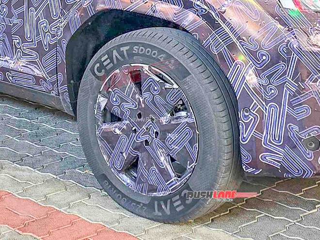 Nissan Tekton - SUV cùng cỡ Creta lộ cấu hình 7 chỗ với thân dài, mâm lốp lớn hơn, dễ nâng cấp cả ADAS - Ảnh 4.