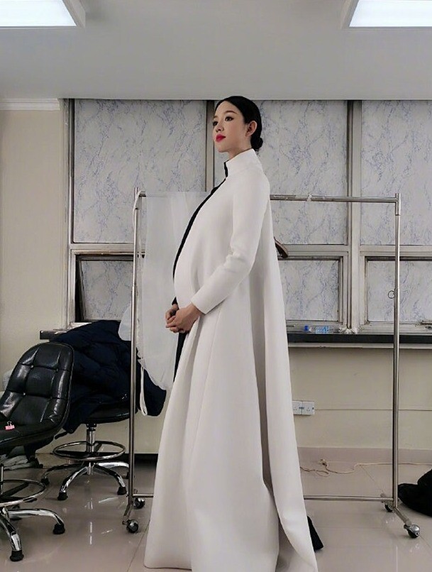 Mỹ nhân cao 1m82 có đôi chân dài 1m22, từ chối đại gia lấy chàng trai bình thường, sinh 2 con vẫn như gái son - 5