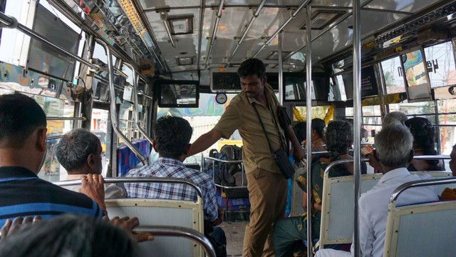 Kỳ thi tuyển nhân viên soát vé xe buýt ở Mumbai 2026: 13 . 000 Người cạnh tranh , độ khó bất ngờ - Ảnh 3.