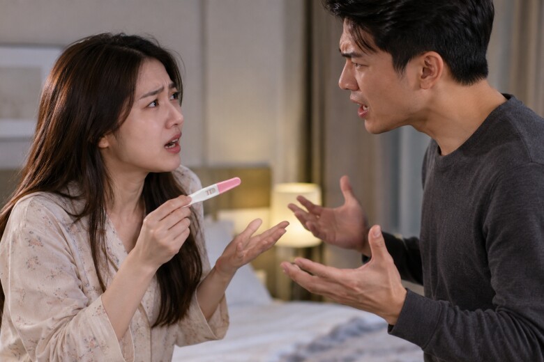 Chồng nghi ngờ đứa bé trong bụng không phải con anh - Ảnh minh hoạ.