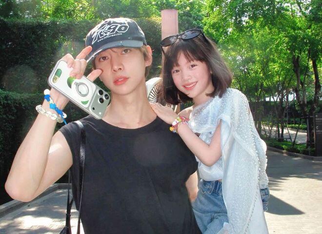 Từ Mộc Ngôn là con gái nam diễn viên Từ Khả.