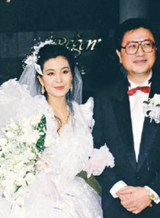 “Nữ hoàng cảnh nóng” tiết lộ từng hẹn hò đại gia đáng tuổi cha, đồng nghiệp sốc khi biết đó là chồng mình - 2