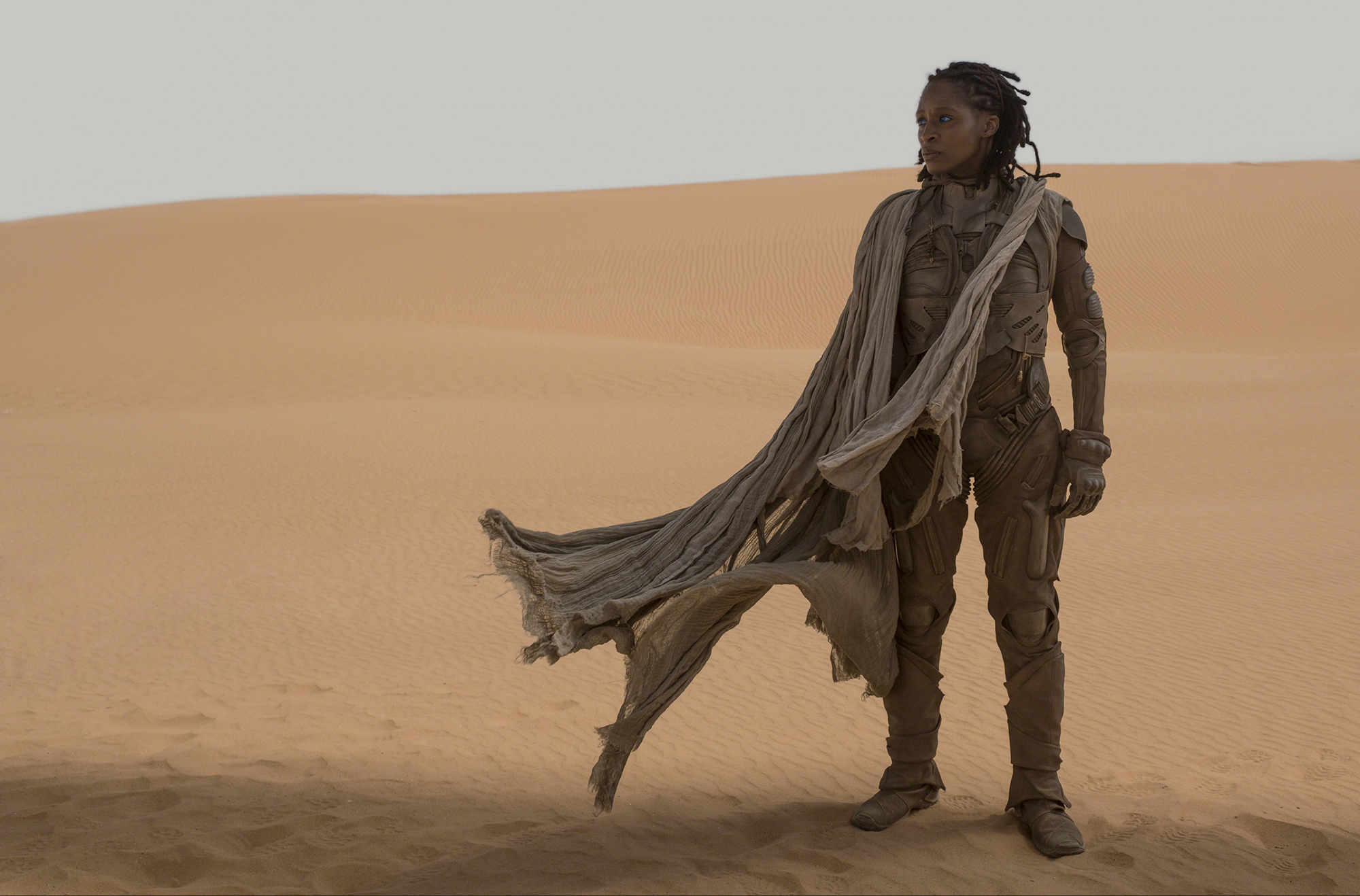 Bộ áo liền quần stillsuit đặc sắc trong phim Dune. Ảnh: Warner Bros.