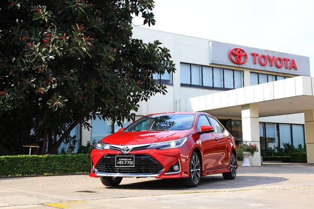 Corolla Altis - Xe được ưu đãi lớn nhất của Toyota Việt Nam trong tháng 11 - Ảnh 1.