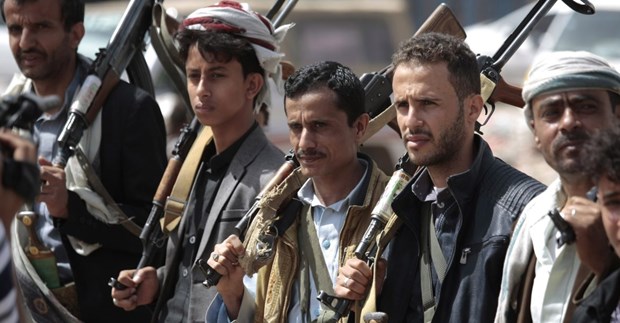 Yemen: Luc luong Houthi chiem can cu quan su chu chot o Marib hinh anh 1