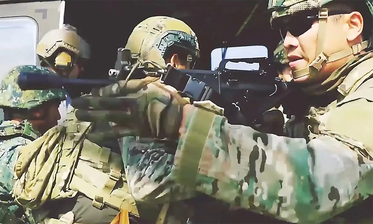 Binh sĩ Mỹ trong một buổi luyện tập cùng lính phòng vệ Đài Loan năm 2020. Ảnh: US Army.