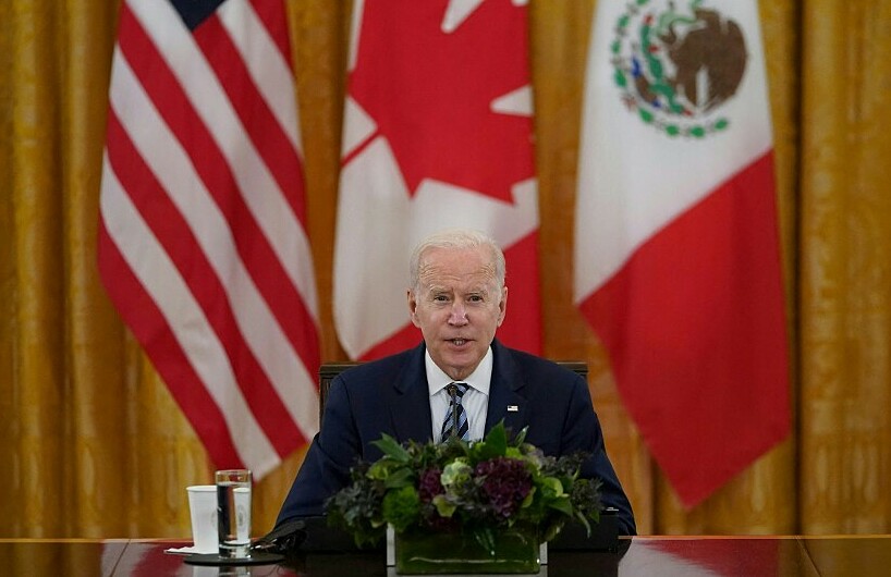 Tổng thống Mỹ Joe Biden phát biểu trong Hội nghị thượng đỉnh các Lãnh đạo Bắc Mỹ tại Nhà Trắng hôm 18/11. Ảnh: AFP.