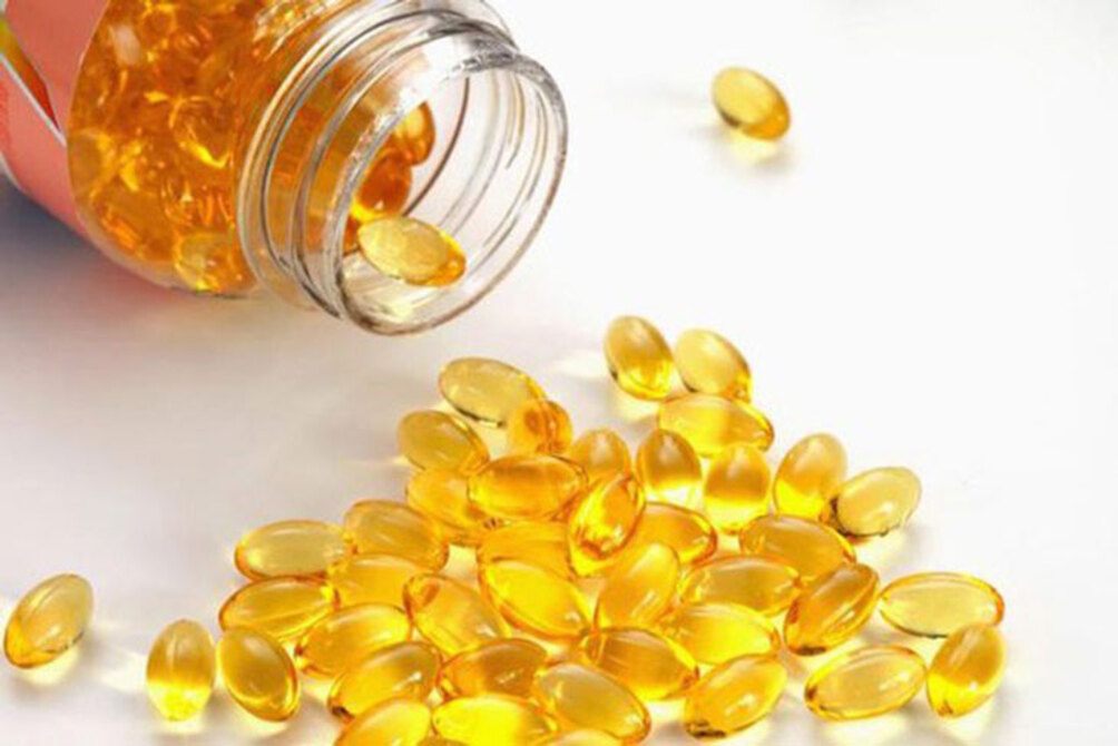 Mi nàng cong vút, thu hút mọi ánh nhìn nhờ bí quyết dưỡng mi bằng vitamin E đơn giản - 3