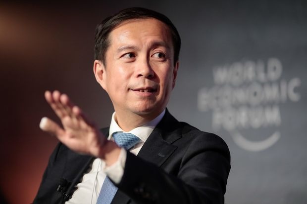 Chủ tịch kiêm CEO Alibaba Daniel Zhang. Ảnh: Bloomberg