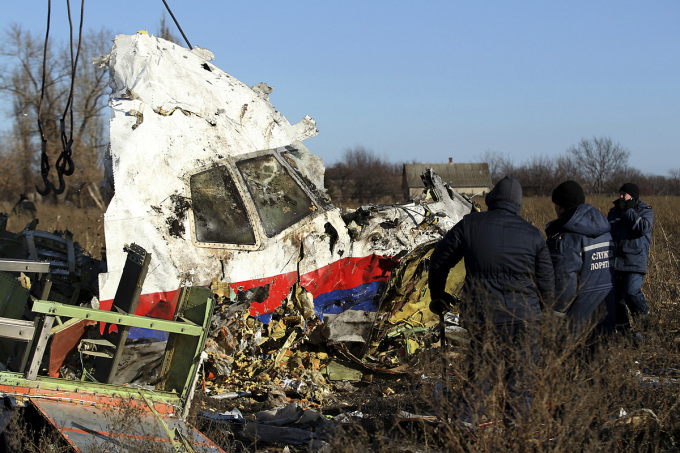 Hiện trường máy bay MH17 bi bắn hạ ở vùng Donetsk, miền đông Ukraine năm 2014. Ảnh: Reuters.