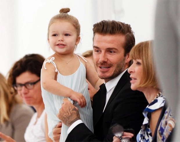 Công chúa nhỏ nhà triệu phú Beckham: Sinh ra đã ngậm thìa bạc nhưng được dạy dỗ rất kỷ luật, bộc lộ tài năng trong lĩnh vực không ngờ - Ảnh 2.