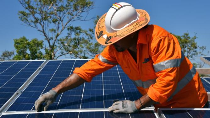 Australia's solution to the energy price crisis is through a new renewable energy storage target. (Lucy Hughes Jones/AAP PHOTOS)