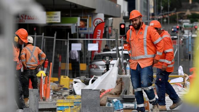 Australia's national accounts are expected to show little in the way of growth in the last quarter. (Bianca De Marchi/AAP PHOTOS)