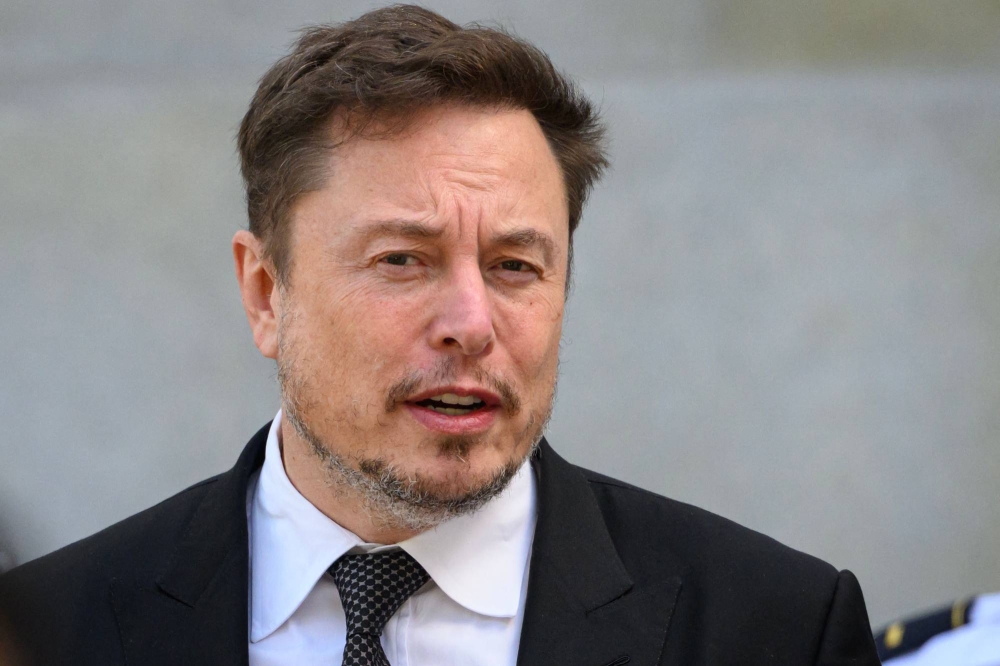 Elon Musk tại Washington vào tháng 9, sau phiên điều trần với Thượng viện Mỹ về trí tuệ nhân tạo. Ảnh: AFP