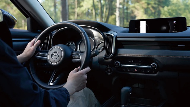Mazda mượn hệ thống hybrid của SUV bán chạy nhất thế giới cho CX-50 - Ảnh 2.