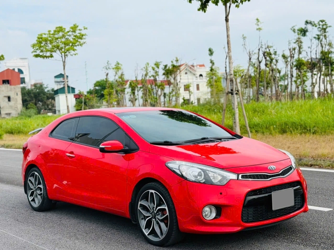 Kia Cerato 2 cửa ‘mua 1 tỷ bán còn lâu mới tới 4 đồng’, chủ xe cam kết nhập Hàn, zin từ A-Z- Ảnh 4.