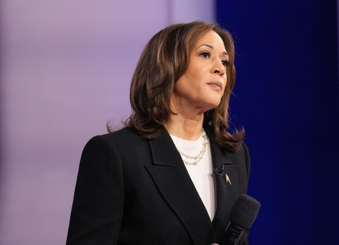 Phó tổng thống Kamala Harris trong một sự kiện tiếp xúc cử tri ở Aston, Pennsylvania, hôm 23/10. Ảnh: AFP