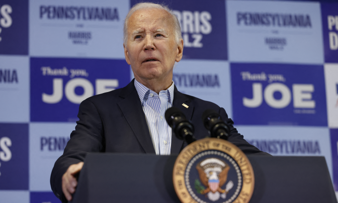 Tổng thống Mỹ Joe Biden phát biểu tại sự kiện kêu gọi người dân đi bỏ phiếu ở Scranton, Pennsylvania hôm 2/11. Ảnh: AFP