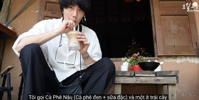 Jung Il Woo trong Vlog du lịch tại Việt Nam.