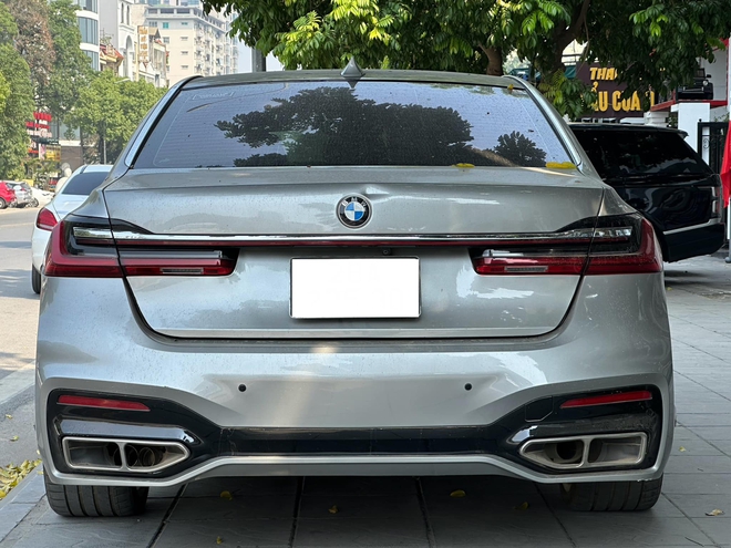 Chiếc BMW 7-Series rao bán gần 900 triệu nhưng sẽ khiến người khác tưởng rằng đi xe 3,5 tỷ chỉ nhờ 1 chi tiết- Ảnh 6.