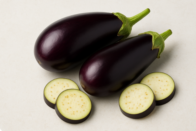 Cà tím không chỉ là nguyên liệu quen thuộc trong bữa cơm gia đình Việt mà còn là ‘kho dinh dưỡng’ tốt cho sức khỏe.