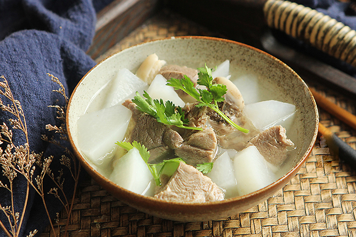 Củ cải trắng hầm có khả năng hỗ trợ tiêu hóa, thanh nhiệt giải độc, tăng cường hệ miễn dịch và phòng ngừa nhiều bệnh tật (Ảnh minh hoạ)