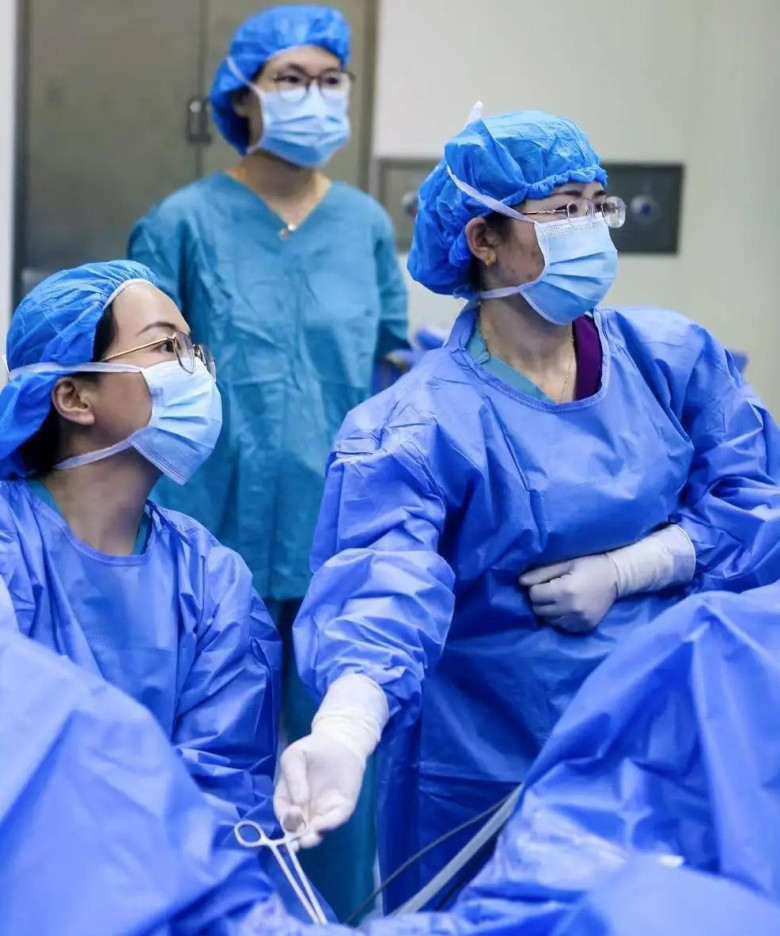 Chảy máu vùng kín 10 ngày liên tục, cô gái 16 tuổi khiến bác sĩ tá hoả khi siêu âm, suýt mất mạng - 3