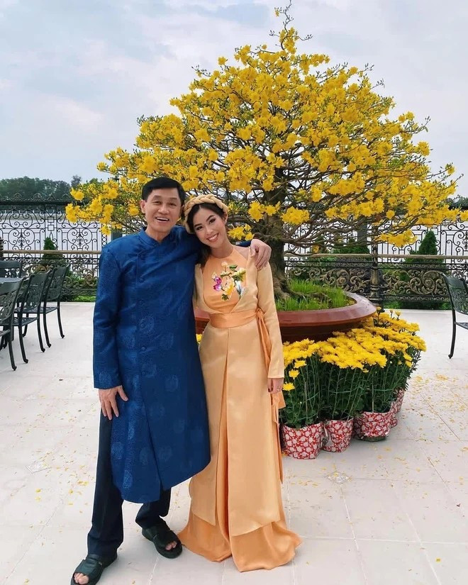 Toàn cảnh biệt thự 3 mặt tiền của gia đình tỷ phú Johnathan Hạnh Nguyễn - 11