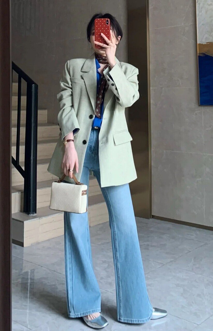 Chị em công sở mải mê diện áo blazer, biết mix cùng 4 kiểu quần này là sang ngay - 10