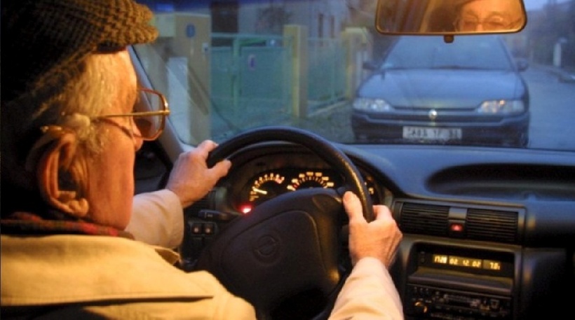 Lái xe theo GPS, cụ ông 85 tuổi người Pháp đi nhầm sang Croatia, cách nhà hơn 1.500 km- Ảnh 1. Lái xe theo GPS, cụ ông 85 tuổi người Pháp đi nhầm sang Croatia, cách nhà hơn 1.500 km- Ảnh 1.