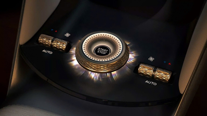 Bentley Flying Spur thế hệ mới hé lộ thiết kế táo bạo- Ảnh 6.