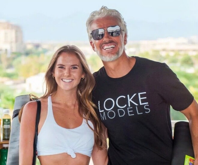 Cặp đôi yêu nhau bất chấp khoảng cách tuổi tác.