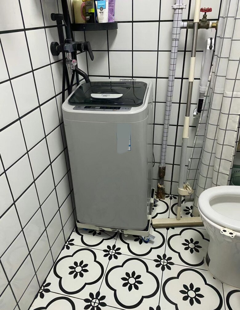 Máy giặt nên đặt ở ban công hay trong nhà vệ sinh? Nghe phân tích của người có kinh nghiệm, tôi mới biết mình đã sai - 5