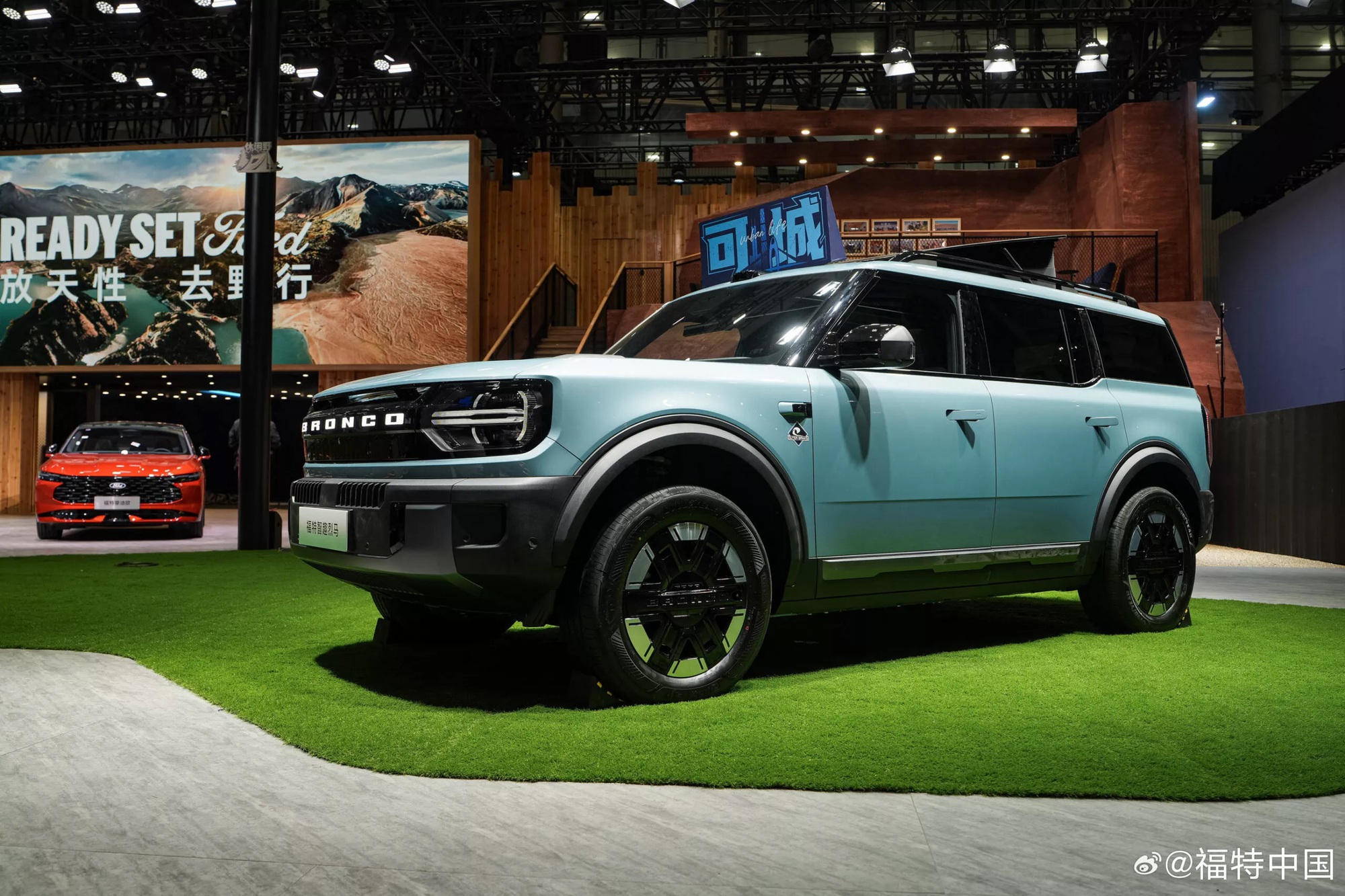 Ford Bronco lần đầu có bản thuần điện: Giá quy đổi ngang Territory tại Việt Nam, chạy 650km/sạc- Ảnh 2. Ford Bronco lần đầu có bản thuần điện: Giá quy đổi ngang Territory tại Việt Nam, chạy 650km/sạc- Ảnh 2.