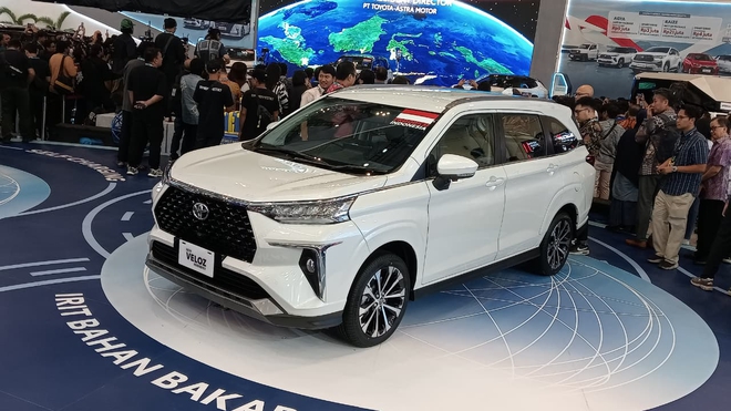 Ảnh thực tế Toyota Veloz hybrid giá quy đổi từ 472 triệu đồng vừa ra mắt: Động cơ 1.5L, có tính năng chạy điện, đáp trả Xpander hybrid- Ảnh 5.