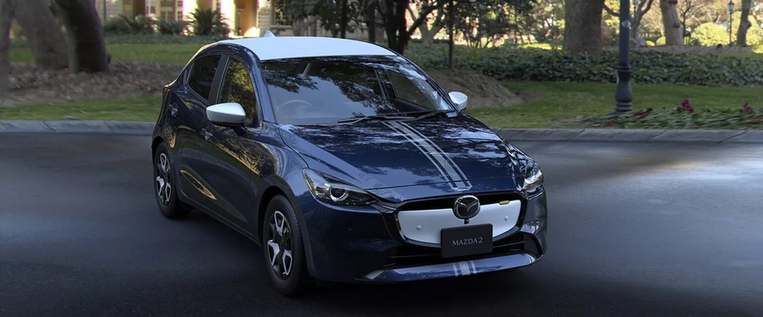 Mazda2 2026 ra mắt: Màn hình lớn, camera 360, có cả bản độ như xe đua- Ảnh 8.